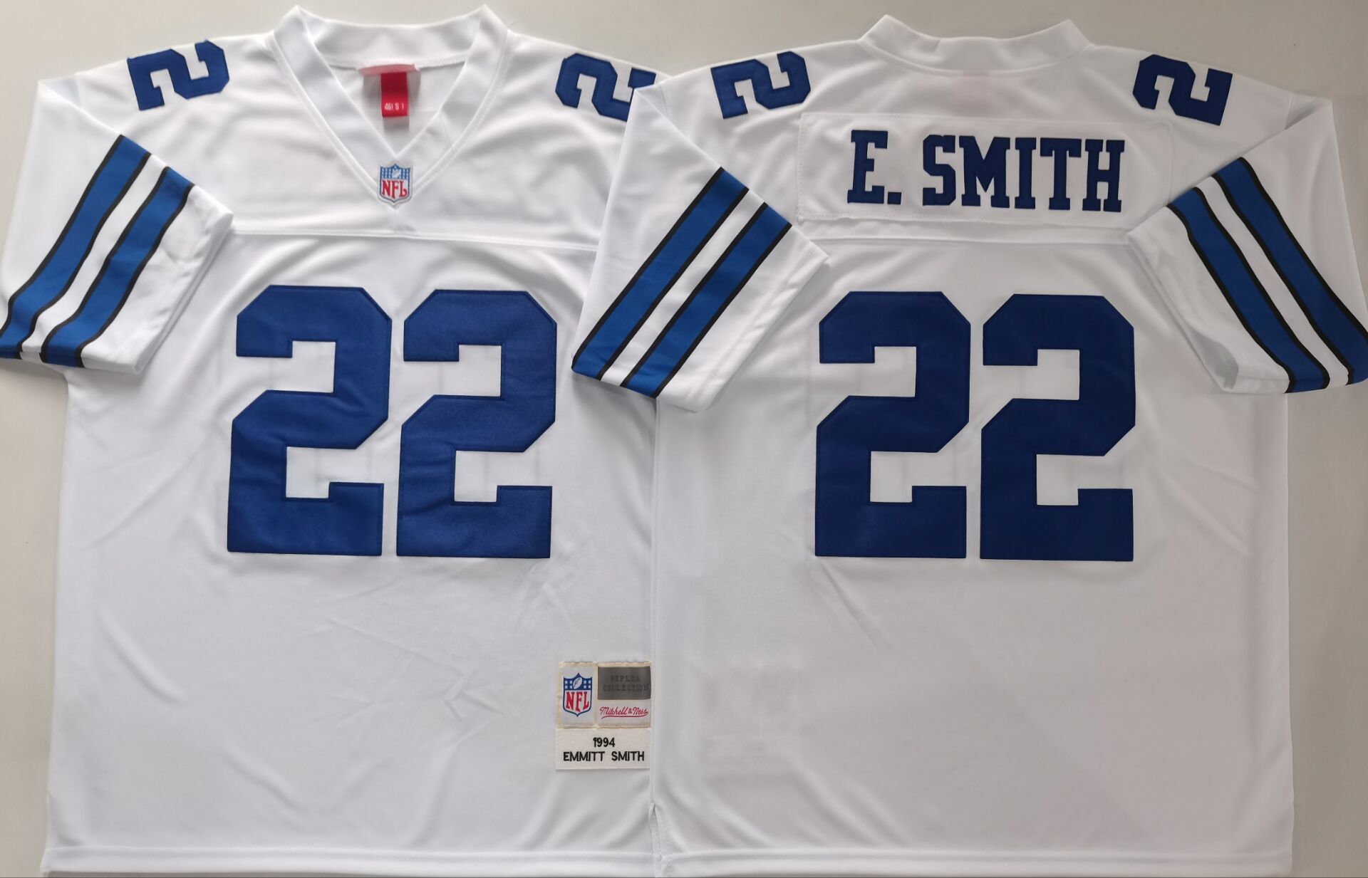 Men's Dallas Cowboys #22 Emmitt Smith White Throwback Stitched Football Jersey Men's Dallas Cowboys #22 Emmitt Smith White Throwback Stitched Football Jersey