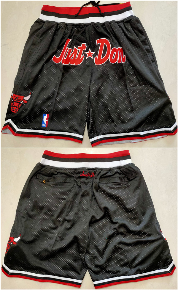 Men's Chicago Bulls Black Mitchell&Ness Shorts (Run Small) Men's Chicago Bulls Black Mitchell&Ness Shorts (Run Small)