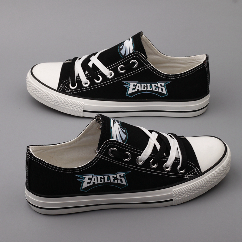 Women's Philadelphia Eagles Repeat Print Low Top Sneakers 002