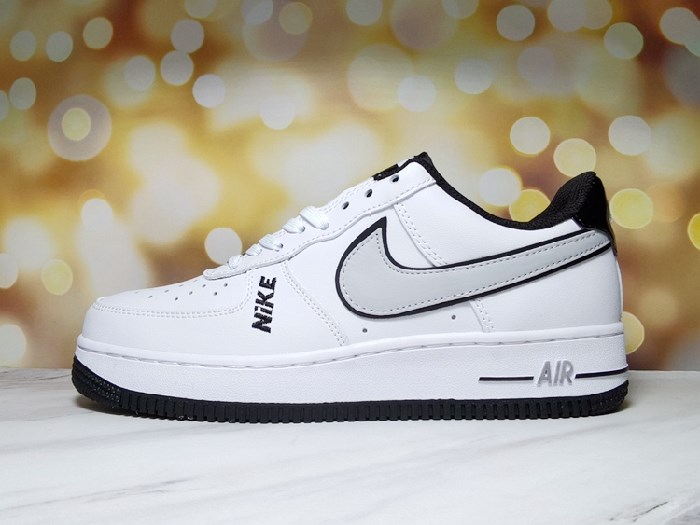 Women's Air Force 1 White/Black Shoes 0169 Women's Air Force 1 White/Black Shoes 0169