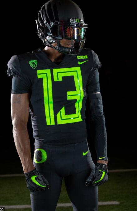 Men's Oregon Ducks Unveil 2018 “Ohana” Alternate Uniforms Men's Oregon Ducks Unveil 2018 “Ohana” Alternate Uniforms