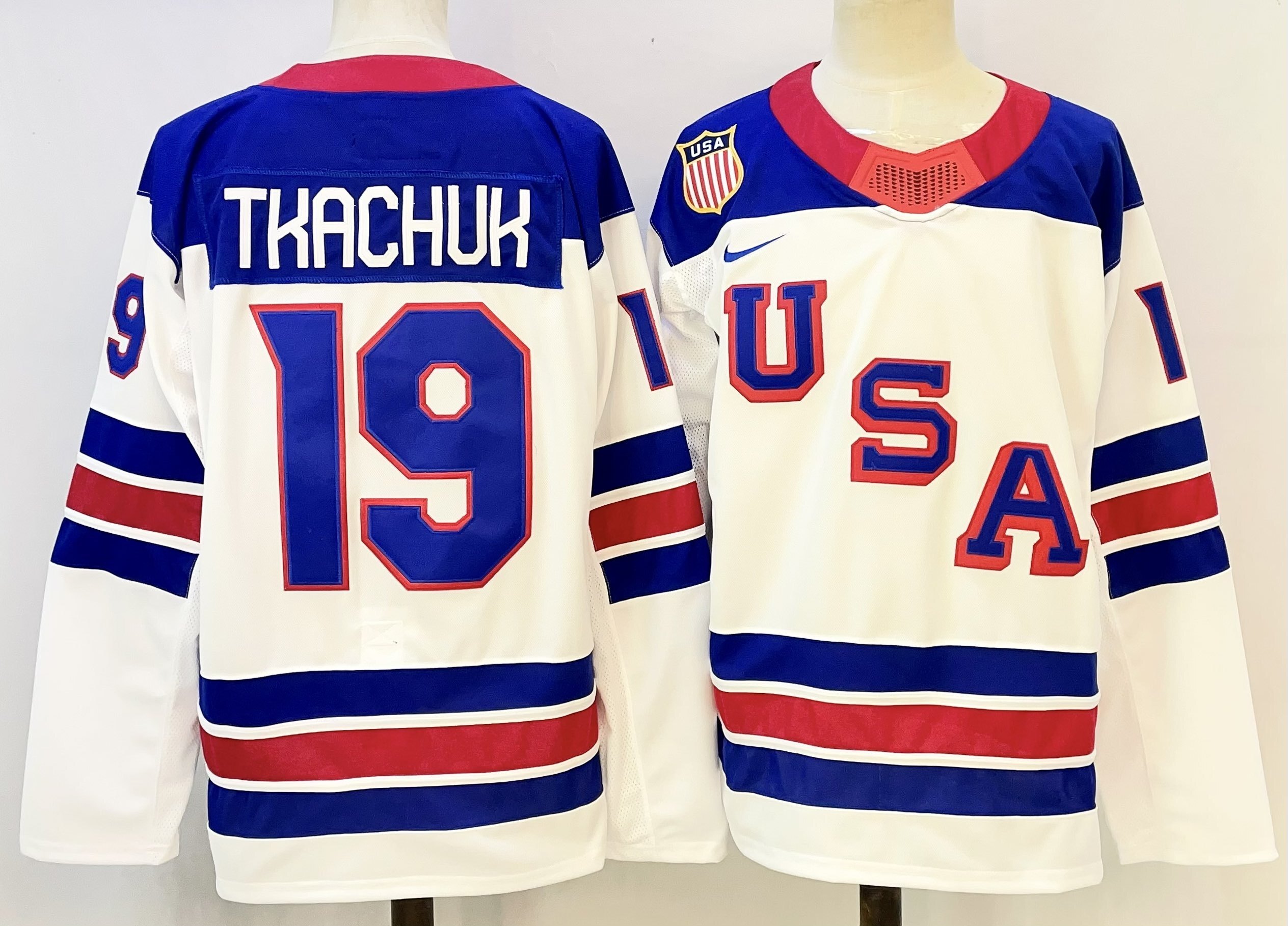 Men's USA #19 Matthew Tkachuk White 2025-2026 Stitched Jersey Men's USA #19 Matthew Tkachuk White 2025-2026 Stitched Jersey